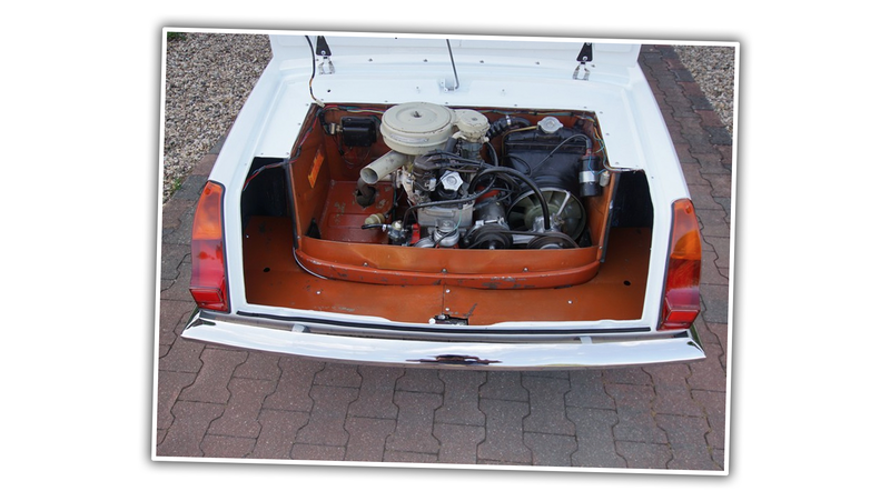 Illustration for article titled This Is A Real Car That Kept Its Engine in a Box in the Trunk